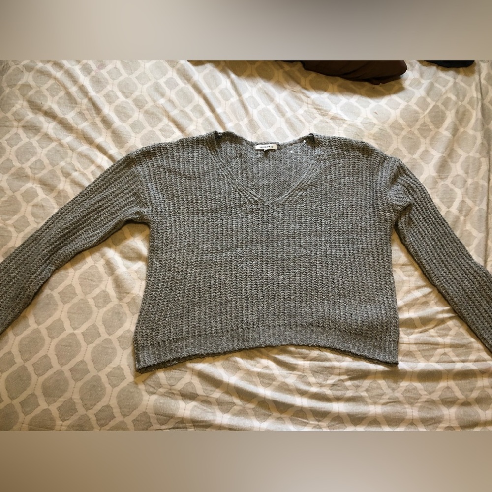 Hooked Up by IOT woven/knit oversized V-neck sweater-size large NWOT